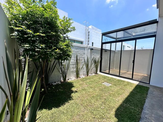 place photo 47