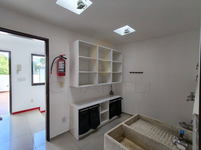 place photo 48