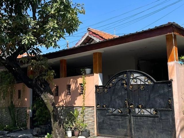 Rumah Dijual Griya Kebraon Barat Surabaya