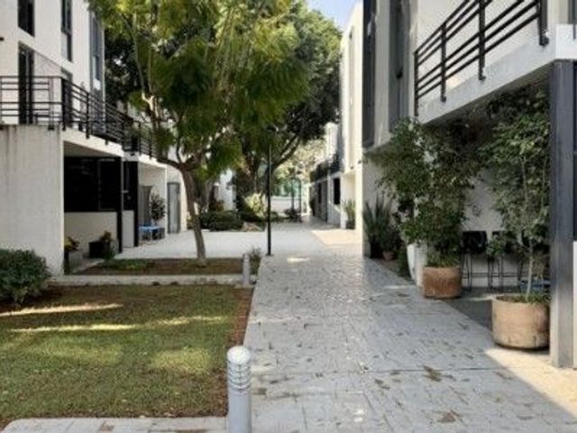 place photo 21