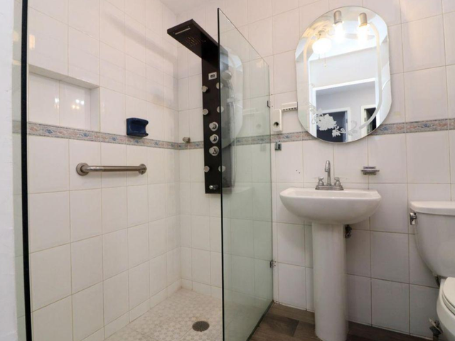 place photo 37