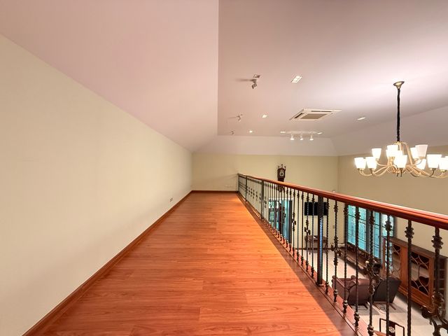 place photo 55