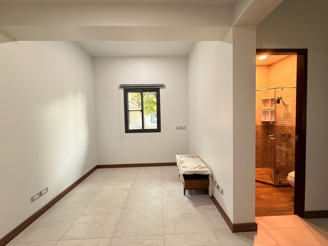 place photo 64