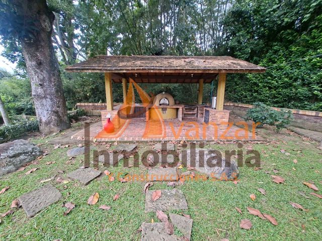 place photo 48