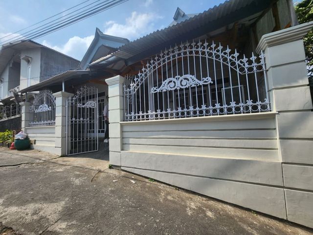 Passive Income Langsung! Rumah Kost 11 Kamar Dekat Area Wisata Populer