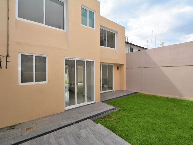 place photo 53