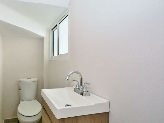 place photo 55