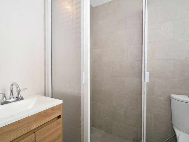 place photo 90