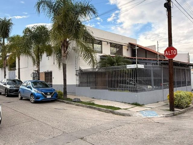 place photo 18
