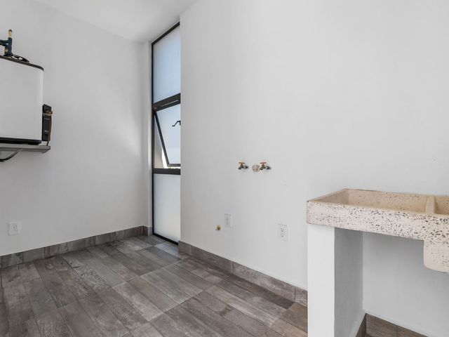 place photo 45