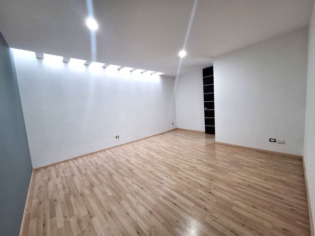place photo 66