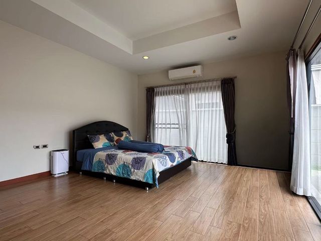 place photo 37