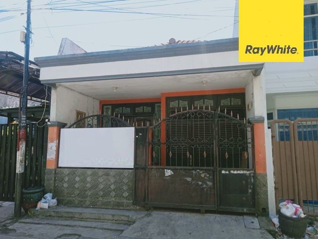 Rumah Dijual Dijalan Simokerto Surabaya