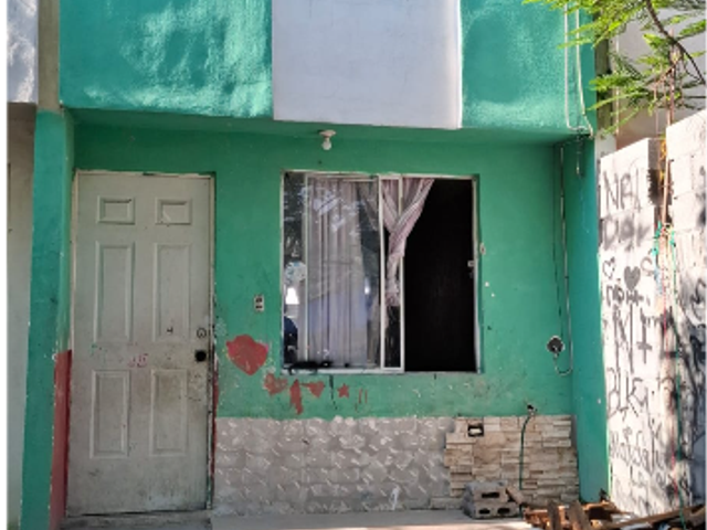OPORTUNIDAD CASA EN VENTA LA REMODELAMOS TOS¿DA PARA TI, 2PLANTAS, 2 RECAMARAS, ESTACIONAMIENTO. , A MINUTOS DEL MALL DE JUAREZO
