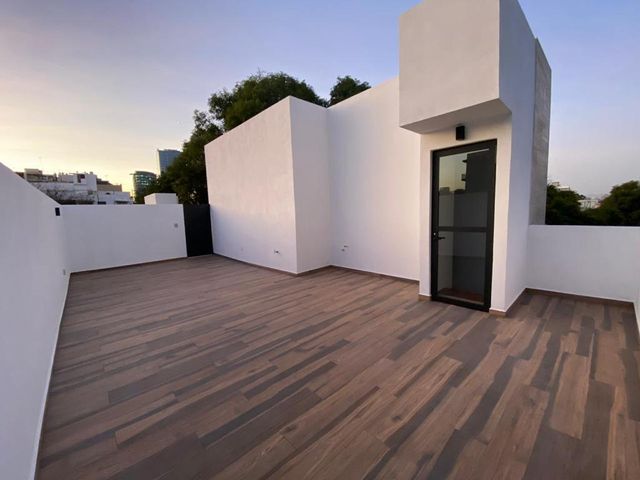 place photo 30