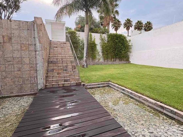 place photo 40