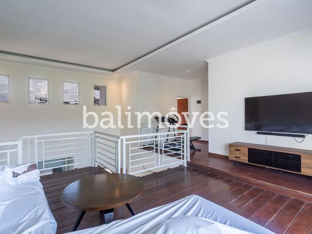 place photo 48