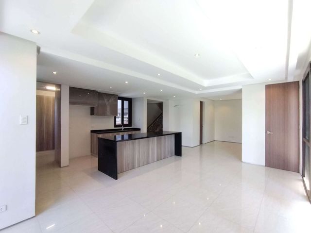 place photo 52