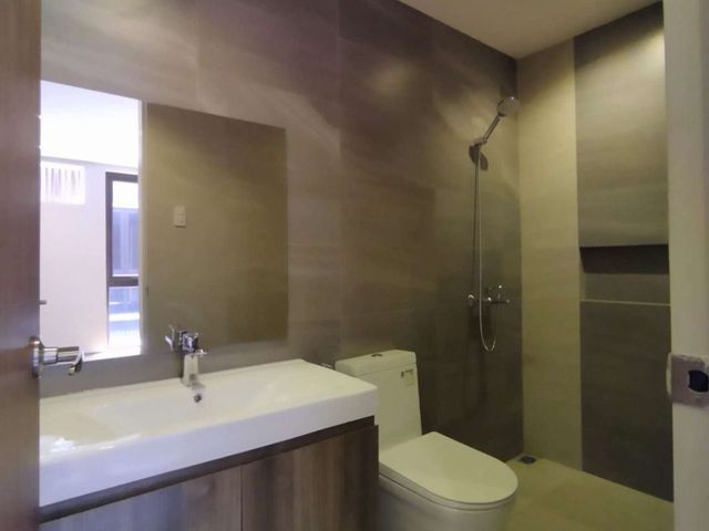 place photo 59