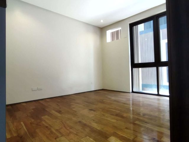 place photo 62