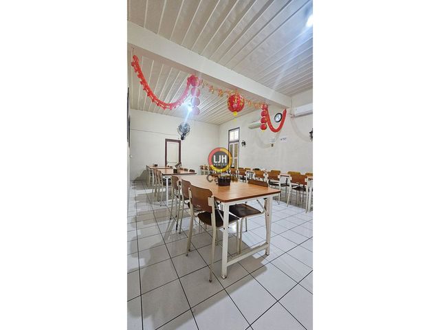 Rumah di TAMAN BERINGIN ~ TAMAN ADE IRMA SURYANI Semarang