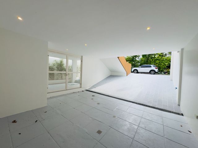place photo 53