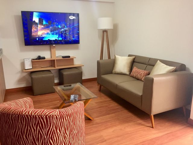 Alquila Moderno Departamento Amoblado de 1 Dormitorio en Lince | Cochera Incluida