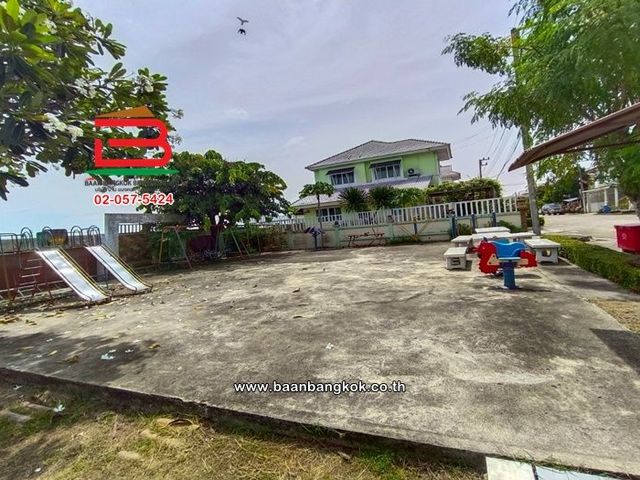 place photo 18