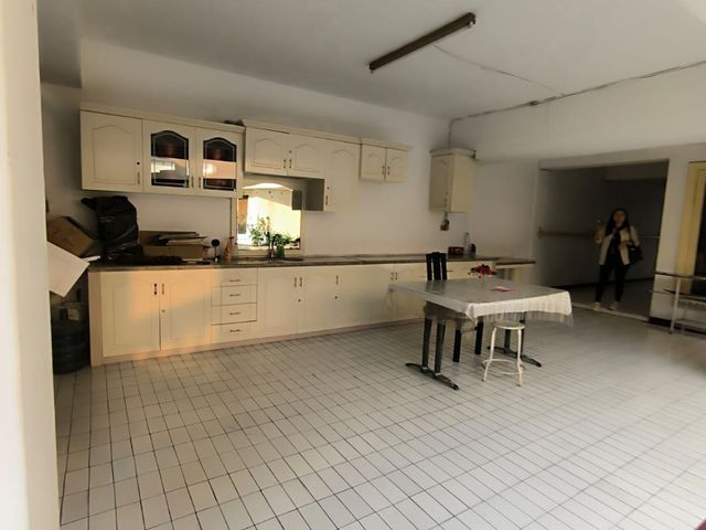 place photo 48