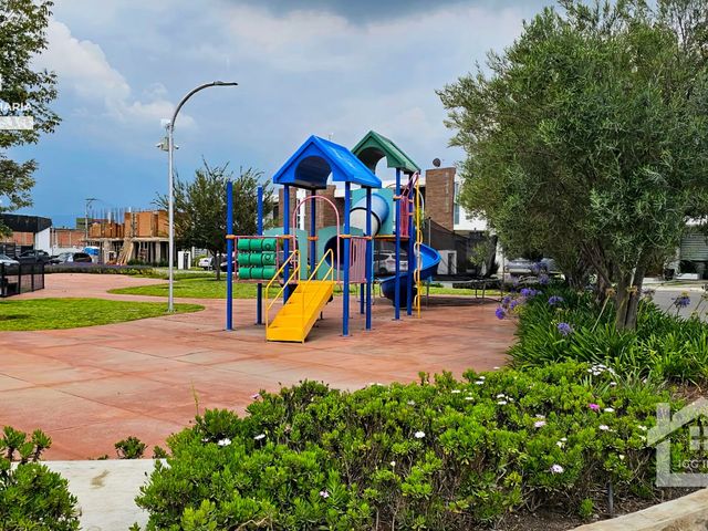 place photo 38