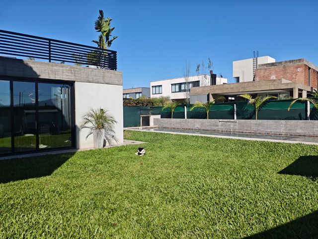 place photo 51