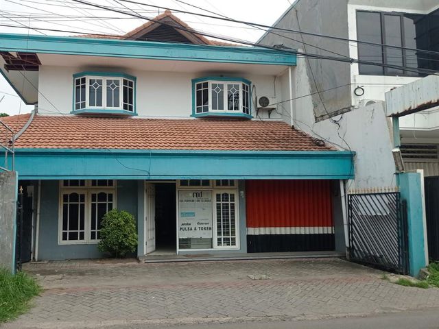 Rumah Darmo Indah Sari