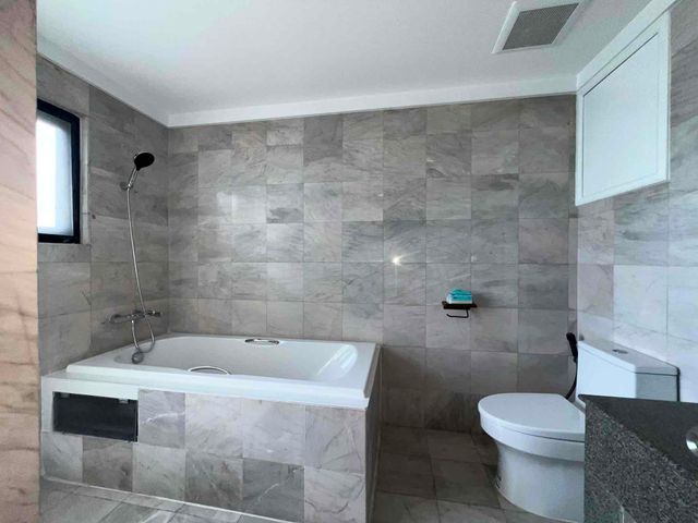 place photo 49
