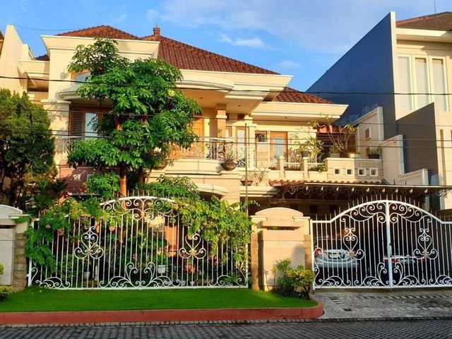 Rumah ARAYA 1 Galaxi Bumi Permai STRATEGIS BAGUS FAVORITE