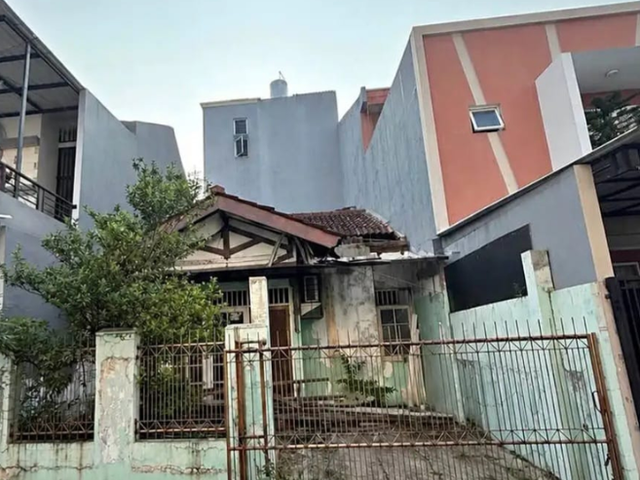 Jual Hitung Tanah Saja! Rumah Tua Sunter Pratama Jakut 2,2 M (SHM Ready)