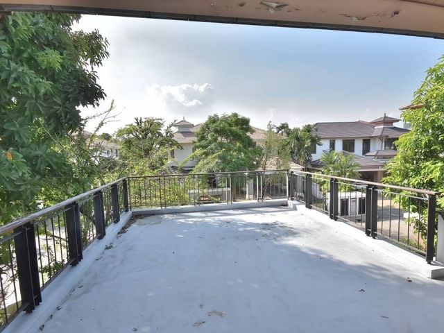 place photo 51