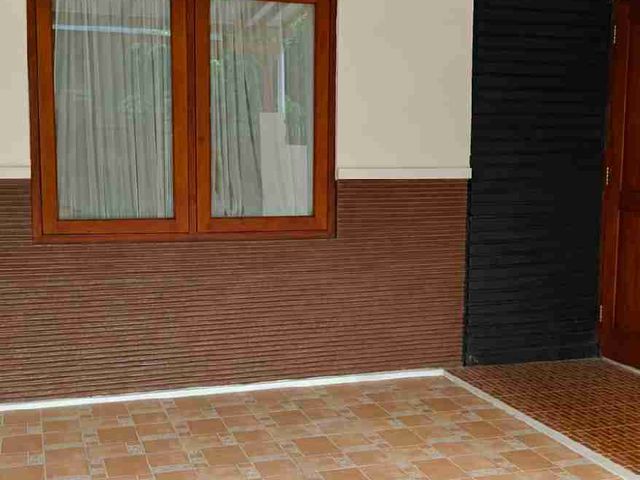 Di jual rumah cluster di Gedangan