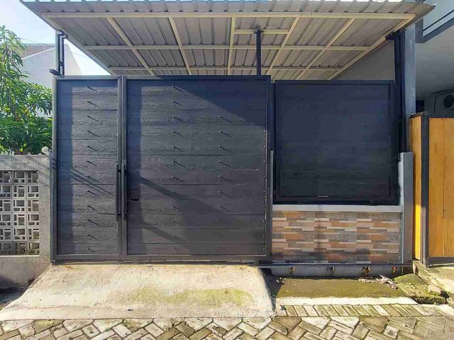 Jualn Rumah Sukolilo Lebar 5 Hadap Utara SHM LT 100m2