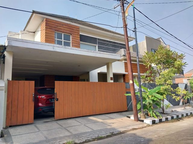 Dijual Rumah Rungkut Asri Surabaya