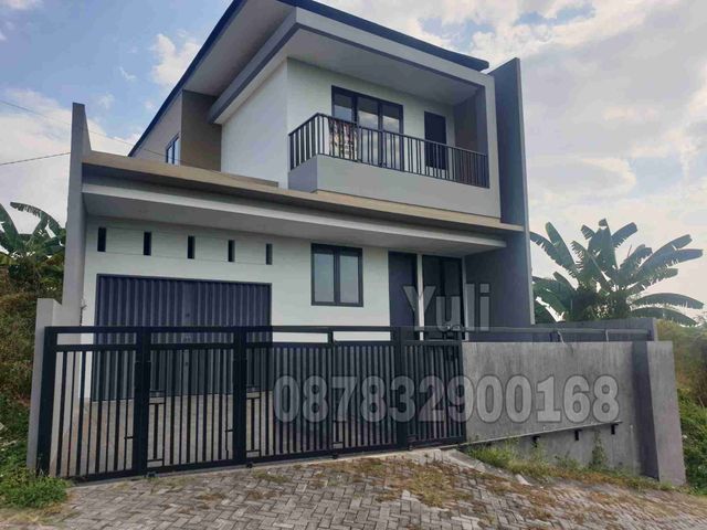 Dijual dan Disewakan Rumah Bangunan Baru Tingkat 2 Lantai Daerah Gajah Mungkur, Semarang