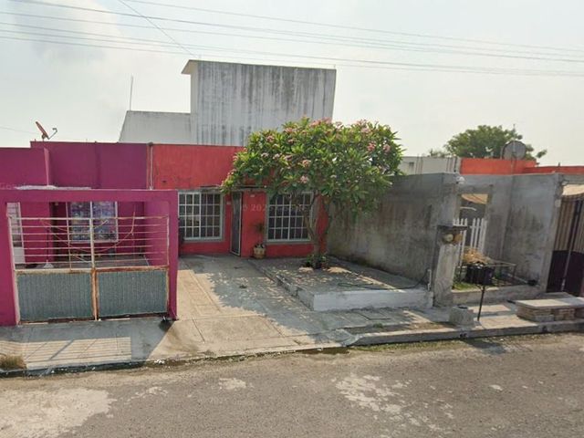 venta de bonita casa ubicada en: San Pedro 358, 91808 Colinas de Santa Fe, Veracruz, México