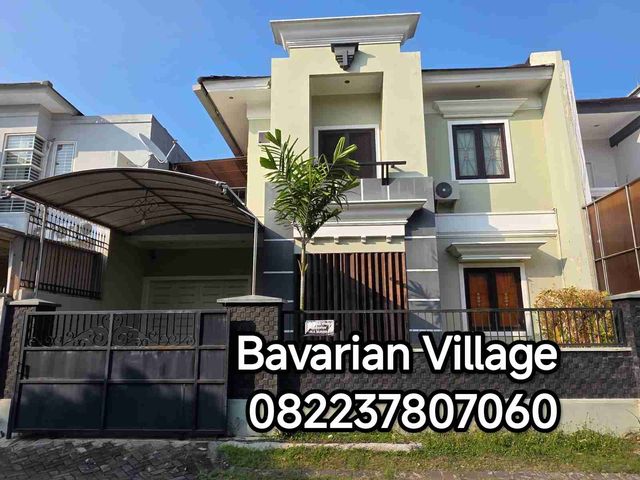 Rumah 2 lantai One gate system Bavarian Village Darmo permai