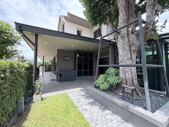 place photo 32