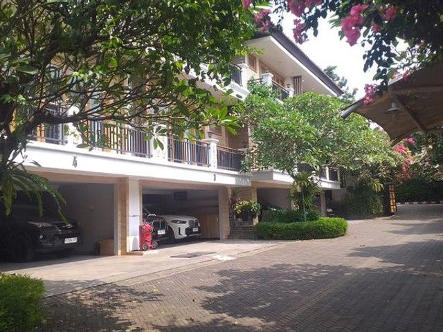 Disewakan rumah di gunung balong lebak bulus
