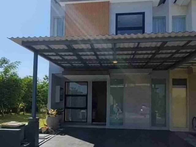 RUMAH BARU FULL FURNISHED PAKUWON CITY – TINGGAL BAWA KOPER