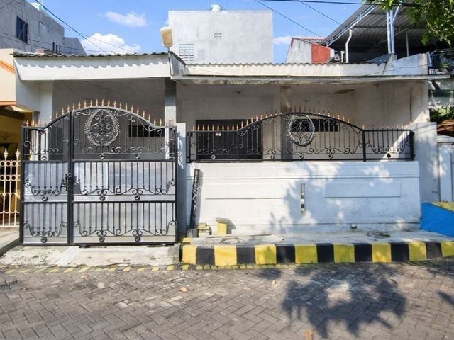Rumah Medayu Selatan SIAP HUNI, KOSONGAN, CARPORT, ROW JALAN 2 MOBIL