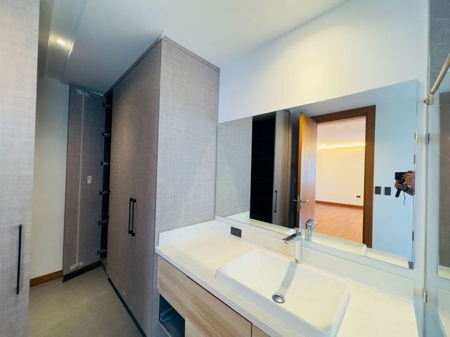 place photo 53