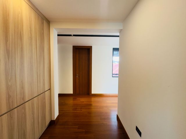 place photo 58