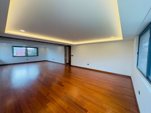 place photo 63