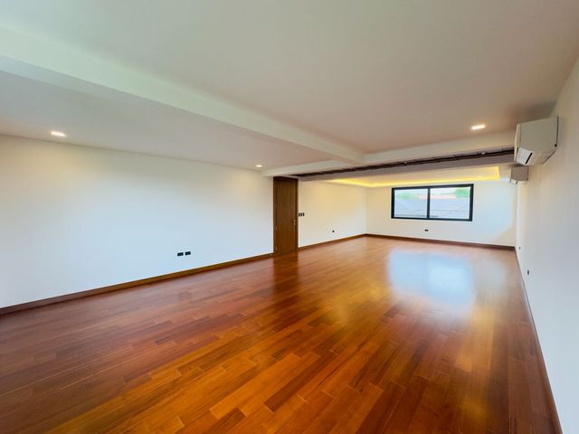 place photo 65